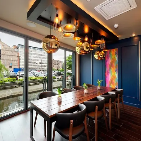 La Reserve Aparthotel Manchester-3